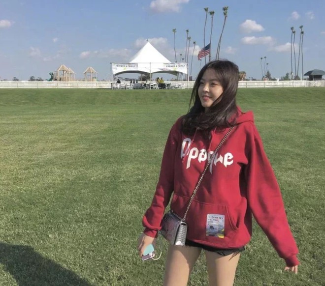 &Aacute;i nữ Trung Quốc thừa kế 20 ngh&igrave;n tỷ, chỉ cần một c&uacute; điện thoại thần tượng liền đến dự sinh nhật - Ảnh 6.