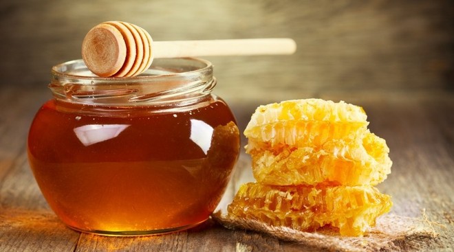 Đang bị vi&ecirc;m họng th&igrave; n&ecirc;n v&agrave; kh&ocirc;ng n&ecirc;n ăn g&igrave; để sớm khỏi bệnh - Ảnh 3.
