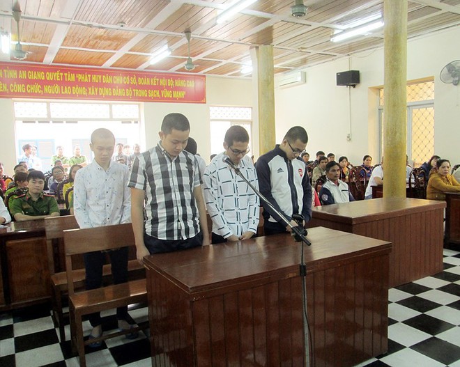 Xâm hại 2 thiếu nữ nhậu say, 6 thanh niên lãnh án - Ảnh 1.