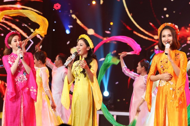 Hồ Ngọc Hà, Noo Phước Thịnh cùng dàn sao Việt lần đầu biểu diễn loạt tiết mục Xuân cho đêm giao thừa - Ảnh 4.