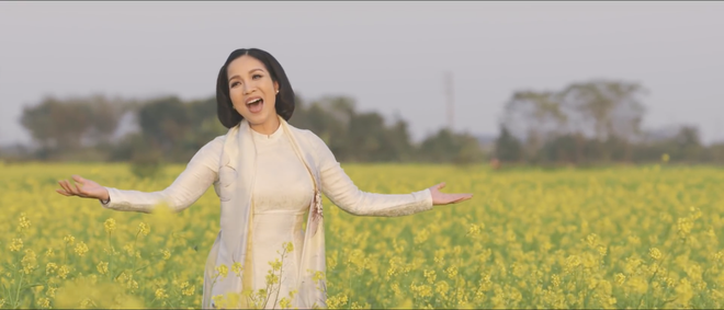 Diva Mỹ Linh khắc hoạ hình ảnh ngày Xuân Bắc Bộ trong MV mới dành tặng con gái đón Tết xa quê - Ảnh 2.