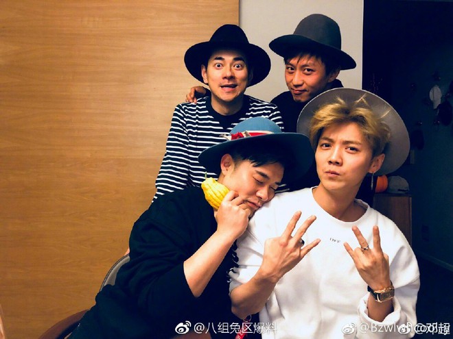 Kh&ocirc;ng c&ocirc;ng khai thể hiện t&igrave;nh cảm, Luhan - Quan Hiểu Đồng lộ đồng hồ v&agrave; cặp nhẫn đ&ocirc;i h&agrave;ng hiệu đắt đỏ - Ảnh 1.