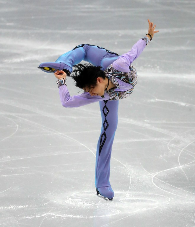 Yuzuru Hanyu: Michael Jackson trên băng với gương mặt trẻ thơ - Ảnh 1.