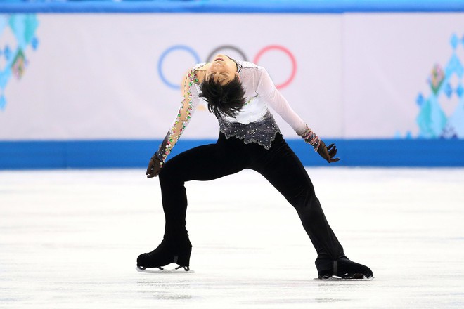 Yuzuru Hanyu: Michael Jackson tr&ecirc;n băng với gương mặt trẻ thơ - Ảnh 3.