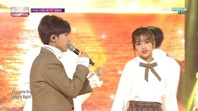 L&ecirc;n h&igrave;nh chỉ v&agrave;i gi&acirc;y, nhan sắc thi&ecirc;n thần của nữ dancer đ&atilde; g&acirc;y sốt cả cộng đồng Kpop - Ảnh 4.