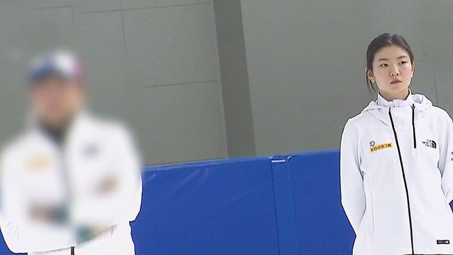 Nữ hoàng trượt băng Hàn Quốc bị HLV riêng hành hung - Ảnh 1.