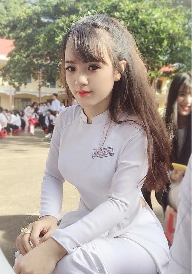 Ngo&#224;i hoa hậu H&#39;Hen Ni&#234;, Đắk Lắk c&#242;n l&#224; qu&#234; hương của rất nhiều c&#244; n&#224;ng &quot;xinh kh&#244;ng phải dạng vừa&quot; - Ảnh 24.