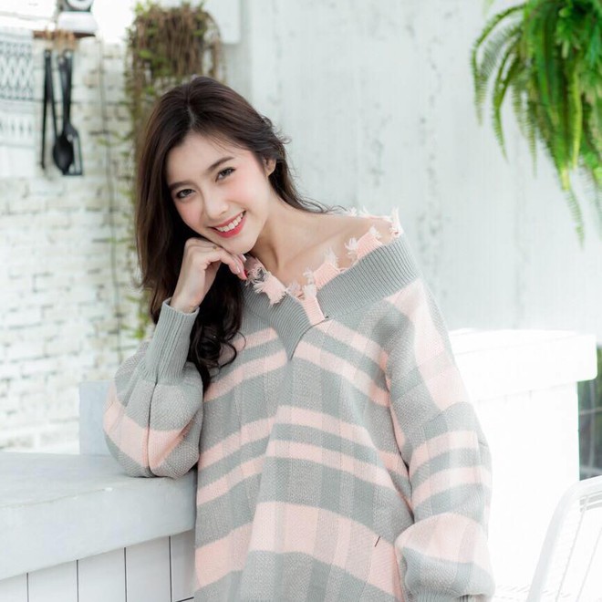 C&ocirc; bạn Th&aacute;i Lan xinh đẹp, quyến rũ kh&oacute; cưỡng khi diện bra đi countdown - Ảnh 4.