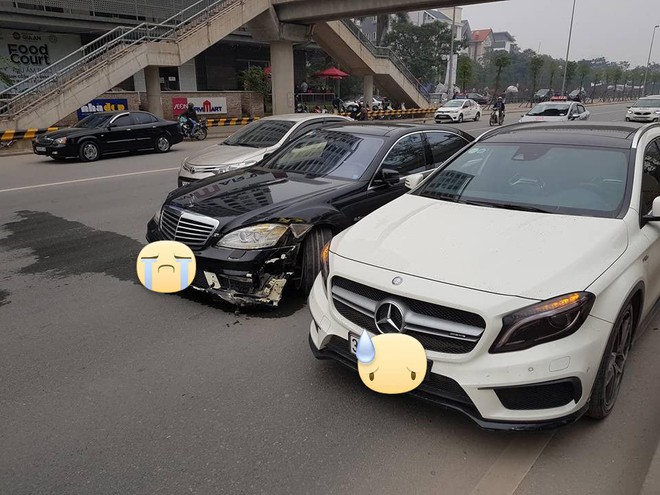 H&agrave; Nội: 2 xe Mercedes thi thố tốc độ tr&ecirc;n đường v&agrave; c&aacute;i kết đắng ngay sau đ&oacute; - Ảnh 2.