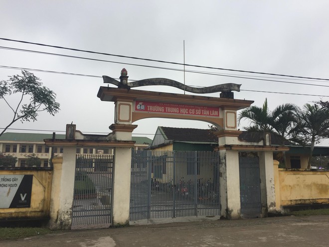 Để lại thư tuyệt mệnh, nữ sinh lớp 7 treo cổ tự tử ngay trong lớp học - Ảnh 1.