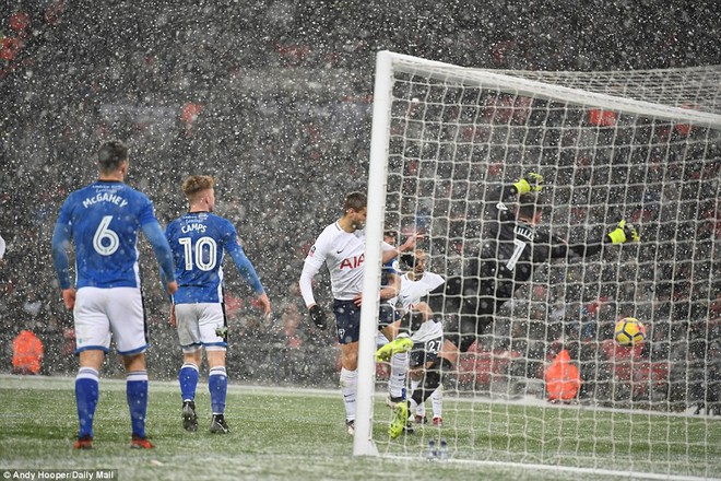 Son Heung-min lập cú đúp, Tottenham giành vé vào tứ kết FA Cup - Ảnh 12.