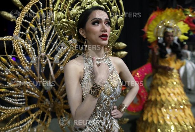 DailyMail, AFP cùng loạt tờ báo lớn nhất thế giới đưa tin Hương Giang đăng quang Hoa hậu Chuyển giới Quốc tế 2018 - Ảnh 7.