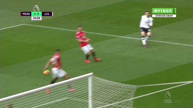 Man Utd được trọng tài giúp sức, thoát 3 quả phạt penalty? - Ảnh 3.