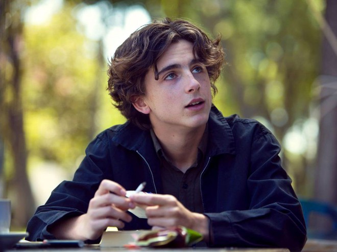 Hoàng tử trái đào Timothée Chalamet chuẩn bị làm thanh niên nghiện ngập và ông vua xứ Anh - Ảnh 3.