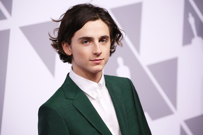 Hoàng tử trái đào Timothée Chalamet chuẩn bị làm thanh niên nghiện ngập và ông vua xứ Anh - Ảnh 11.