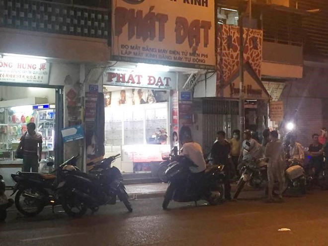 Đối tượng đ&acirc;m nữ chủ tiệm đồng hồ ở S&agrave;i G&ograve;n c&oacute; biểu hiện t&acirc;m thần - Ảnh 2.