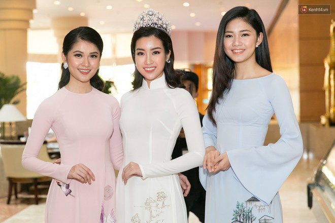 Khoảnh khắc hiếm hoi: 6 Hoa hậu, &Aacute; hậu hai m&ugrave;a Hoa hậu li&ecirc;n tiếp diện &aacute;o d&agrave;i đọ sắc - Ảnh 2.