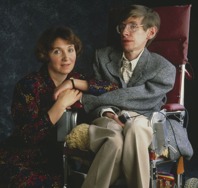 Nhìn lại cuộc đời của huyền thoại Stephen Hawking: Ngôi sao sáng trên bầu trời khoa học thế giới đã vụt tắt - Ảnh 6.