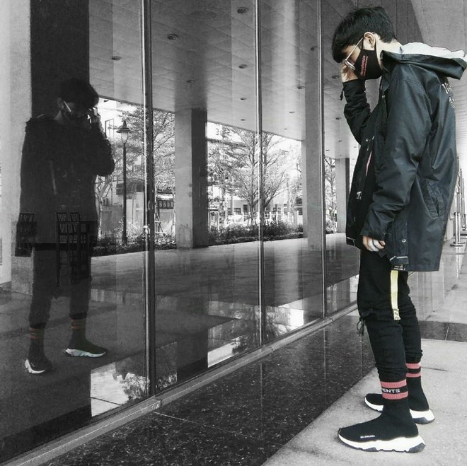 Minh chứng cho thấy: Chỉ một đ&ocirc;i sneaker đẹp th&ocirc;i cũng tạo n&ecirc;n sự kh&aacute;c biệt ho&agrave;n to&agrave;n - Ảnh 4.