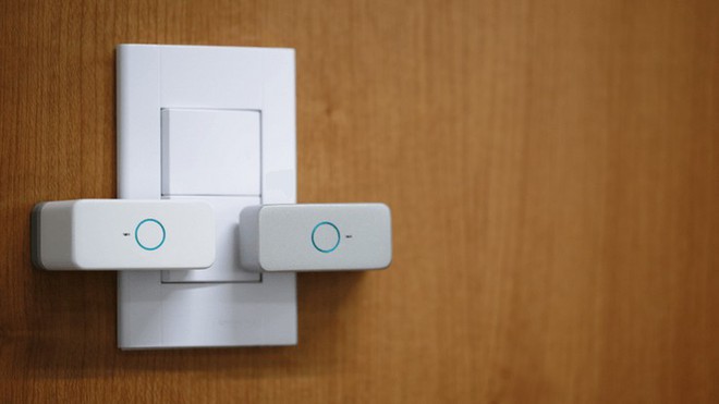 Ng&oacute;n tay robot - M&oacute;n đồ chơi c&ocirc;ng nghệ kỳ quặc d&agrave;nh cho những người rảnh rỗi - Ảnh 3.