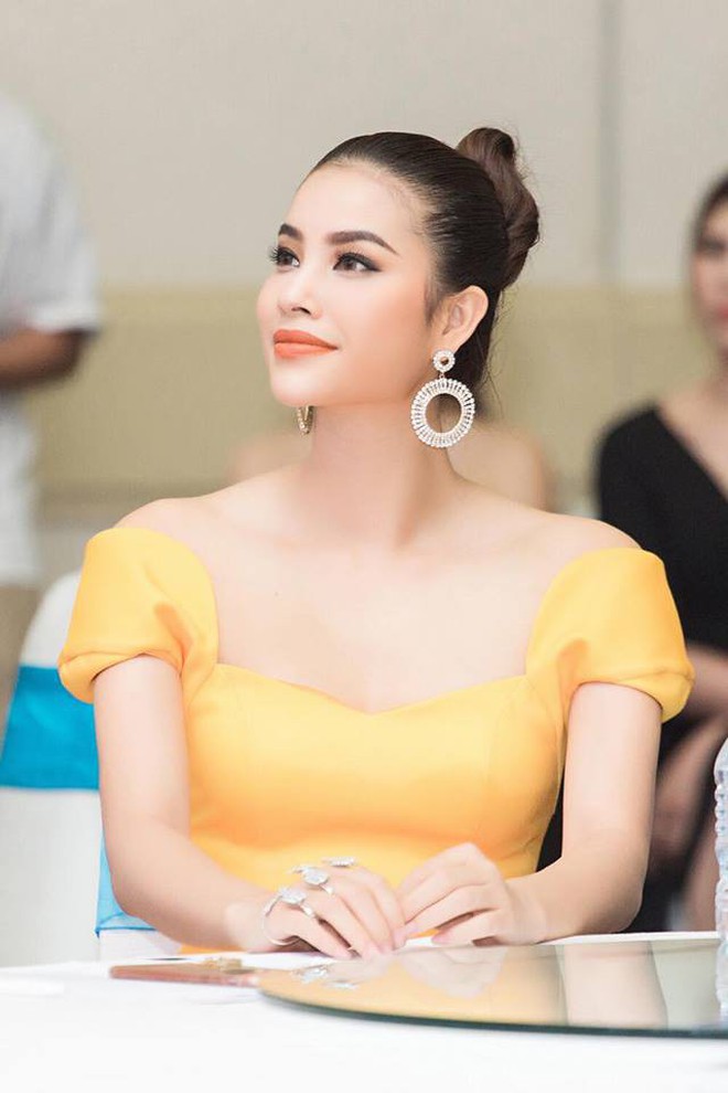 Điểm chung của showbiz Việt giờ l&#224; g&#236;? Tất cả đều đang đổ x&#244; đi diện m&#224;u v&#224;ng! - Ảnh 12.