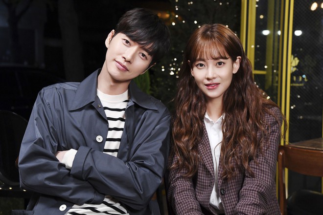 Phim của vợ chồng So Ji Sub - Son Ye Jin dẫn đầu phòng vé Hàn tuần ra mắt - Ảnh 3.