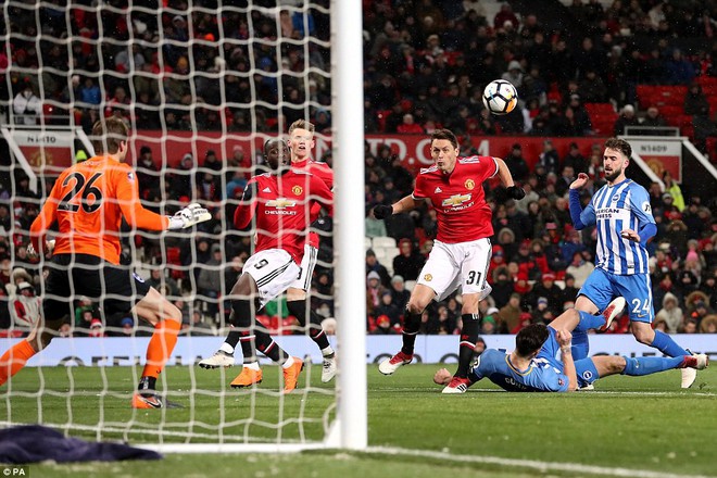 Lukaku tỏa sáng giúp Man Utd giành vé vào bán kết FA Cup - Ảnh 12.
