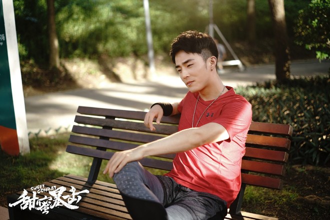 Đóng phim cùng bạn gái, Luhan vẫn suýt bị nữ phụ cưỡng hôn - Ảnh 8.