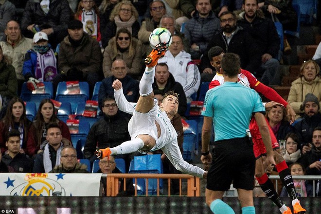 Ronaldo ghi 4 bàn, Real Madrid hủy diệt đối thủ bằng tỷ số của một set tennis - Ảnh 7.
