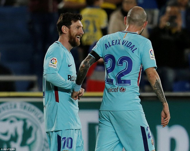 Messi lập tuyệt phẩm sút phạt chưa đủ giúp Barca có 3 điểm - Ảnh 4.