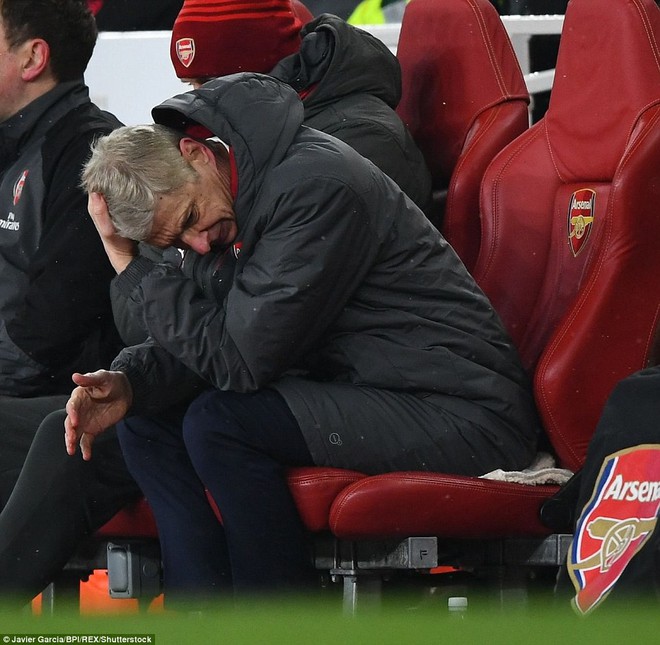 Fan Arsenal đòi Wenger từ chức ngay lập tức sau 2 trận thua muối mặt trước Man City - Ảnh 6.