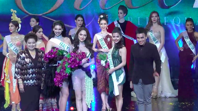 Phần biểu diễn giúp Hương Giang mang về chiến thắng đầu tiên trong đêm bán kết Hoa hậu Chuyển giới - Ảnh 3.