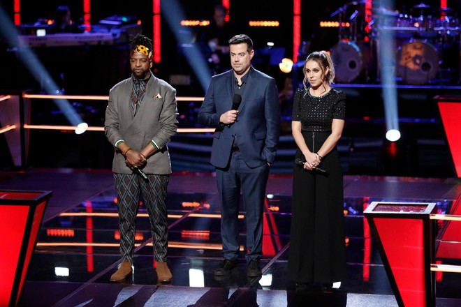 The Voice US: M&agrave;n ph&ocirc; diễn nốt cao kh&ocirc;ng tưởng của học tr&ograve; Kelly khiến 3 HLV c&ograve;n lại thi nhau cướp th&iacute; sinh - Ảnh 3.