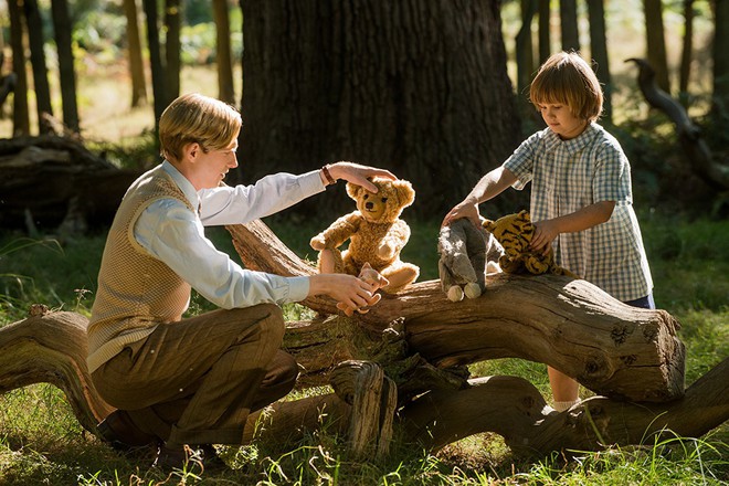 Goodbye Christopher Robin: Hành trình trở về cùng gia đình và tuổi thơ mang tên “Gấu Pooh” - Ảnh 5.