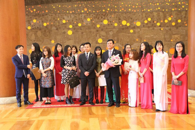 Lần đầu tiên trong lịch sử, Phu nhân Tổng thống Hàn Quốc gặp gỡ du học sinh Việt Nam tại Nhà Xanh - Ảnh 3.