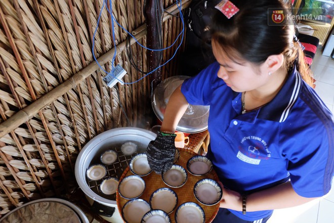 Nữ sinh lớp 10 ở Sài Gòn khởi nghiệp với... bánh bèo để trang trải học phí: Thử làm hết sức mới biết mình thích gì! - Ảnh 8.