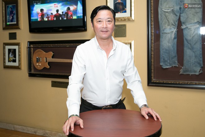 Nữ sinh nghiện ngập Thanh T&uacute; của Th&aacute;ng Năm Rực Rỡ hở bạo b&ecirc;n cạnh huyền thoại b&oacute;ng đ&aacute; L&ecirc; Huỳnh Đức, Hồng Sơn - Ảnh 4.