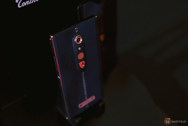 Ra mắt Lamborghini Alpha One tại Việt Nam: Siêu smartphone từ thương hiệu siêu xe, giá dự kiến 55 triệu đồng - Ảnh 5.