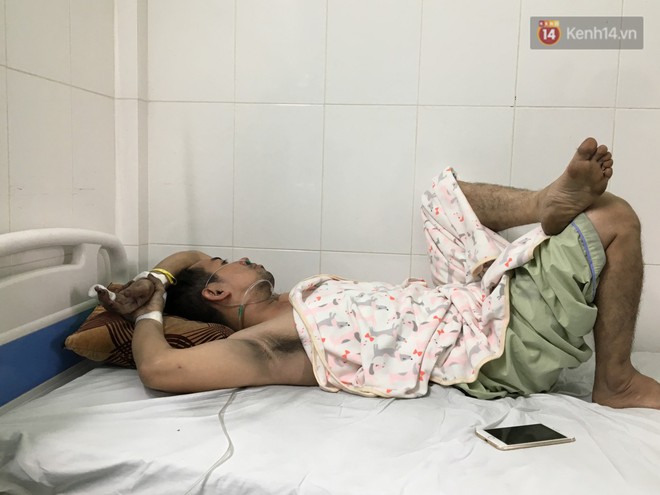 K&yacute; ức kinh ho&agrave;ng của người chồng mất cả gia đ&igrave;nh trong vụ ch&aacute;y ở Carina: &Ocirc;m đứa b&eacute; chạy trong kh&oacute;i lửa m&agrave; ngỡ l&agrave; con m&igrave;nh - Ảnh 1.