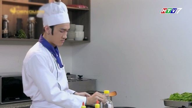 &ldquo;Bố L&agrave; Tất Cả&rdquo;: Ngọc Lan t&aacute; hỏa khi được Thanh B&igrave;nh thả th&iacute;nh nơi c&ocirc;ng cộng - Ảnh 13.