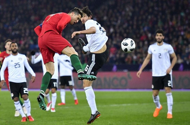 Bồ Đào Nha 2-1 Ai Cập: Hãy gọi anh là siêu nhân Ronaldo - Ảnh 10.