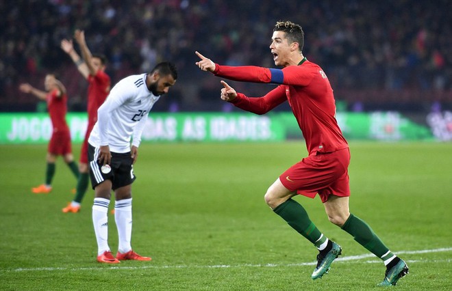 Bồ Đào Nha 2-1 Ai Cập: Hãy gọi anh là siêu nhân Ronaldo - Ảnh 11.