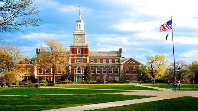 Harvard: Harvard là một trong những trường đại học hàng đầu thế giới với chương trình giảng dạy đa dạng và đội ngũ giảng viên hàng đầu. Hãy chiêm ngưỡng hình ảnh của khuôn viên trường và cảm nhận vẻ đẹp và sang trọng của trường Harvard trong hình ảnh.