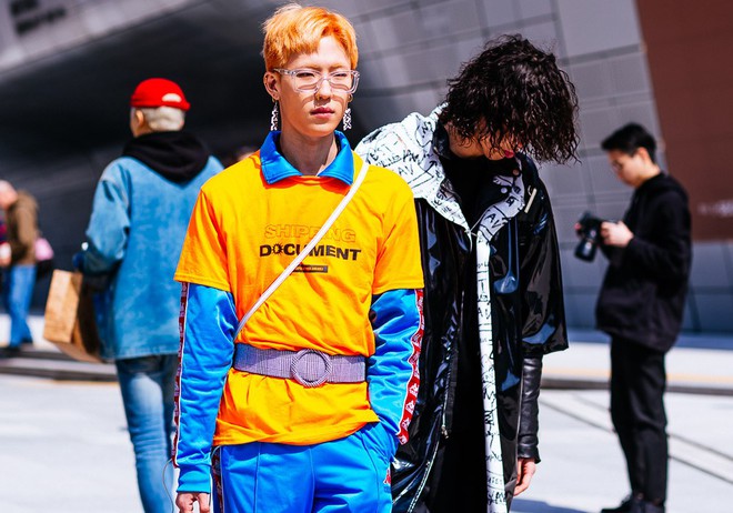 Giới trẻ Hàn Quốc luôn mặc đẹp nhưng chỉ tại Seoul Fashion Week, người ta mới có thể bắt gặp nhiều anh tài street style hội tụ đến thế - Ảnh 5.
