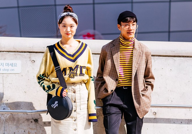 Giới trẻ Hàn Quốc luôn mặc đẹp nhưng chỉ tại Seoul Fashion Week, người ta mới có thể bắt gặp nhiều anh tài street style hội tụ đến thế - Ảnh 14.