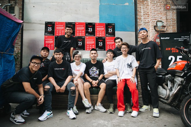 Buổi offline đầu ti&ecirc;n của cộng đồng fan Nike Air Max Việt Nam: c&aacute;c bạn trẻ khoe style chất với Air Max, xuất hiện nhiều phối m&agrave;u kịch độc - Ảnh 1.