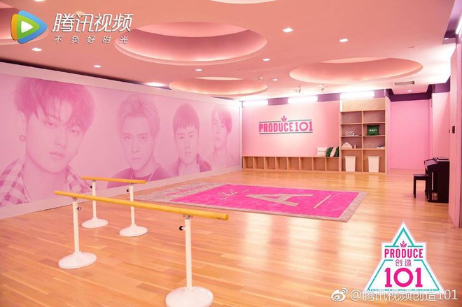Produce 101 Trung Quốc khoe ký túc xá toàn màu hồng, fan lập tức réo tên... Tiffany (SNSD)! - Ảnh 7.