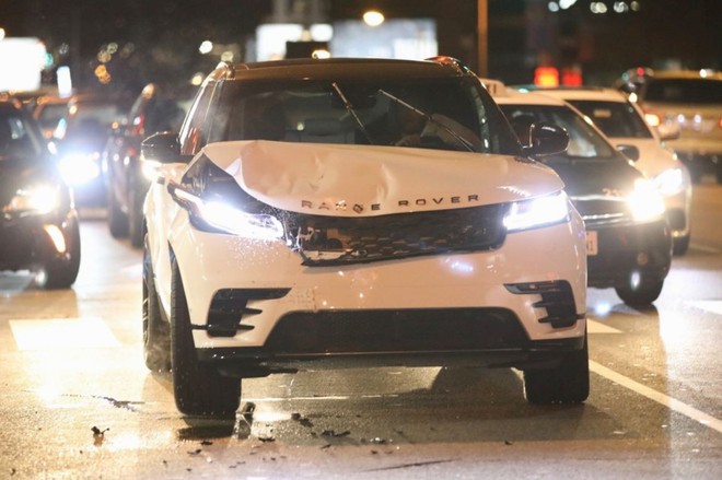 Justin Bieber gặp tai nạn giao thông, bị người khác đụng đến móp cả xe - Ảnh 3.