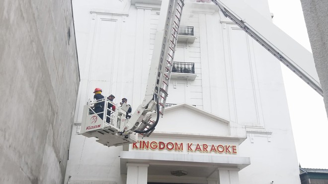 Hà Tĩnh: Cháy quán karaoke Kingdom, chưa xác định được người thương vong - Ảnh 3.
