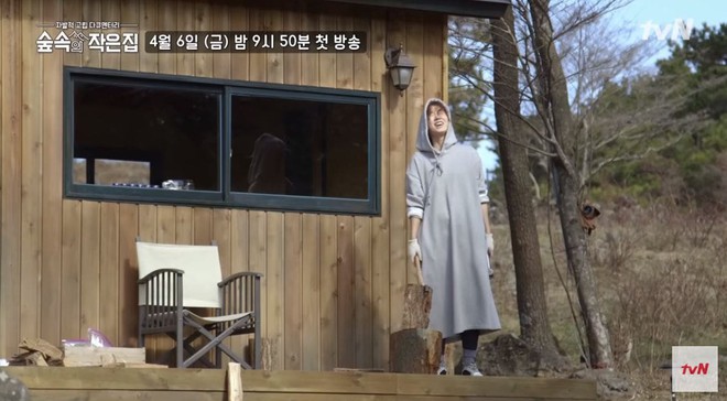 So Ji Sub & Park Shin Hye loay hoay tự làm mọi thứ khi bị đưa vào rừng sống - Ảnh 3.